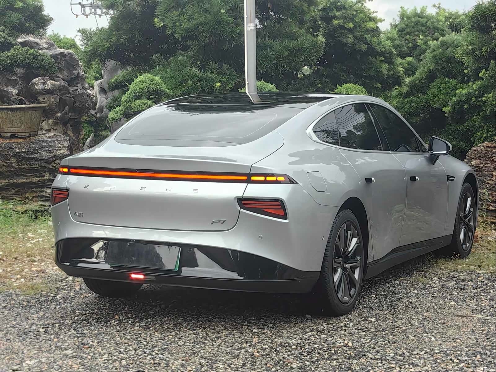Xpeng P7, 2021 8