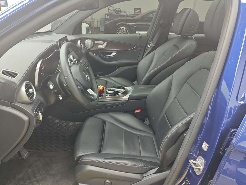 Mercedes-Benz GLC Mercedes-Benz GLC