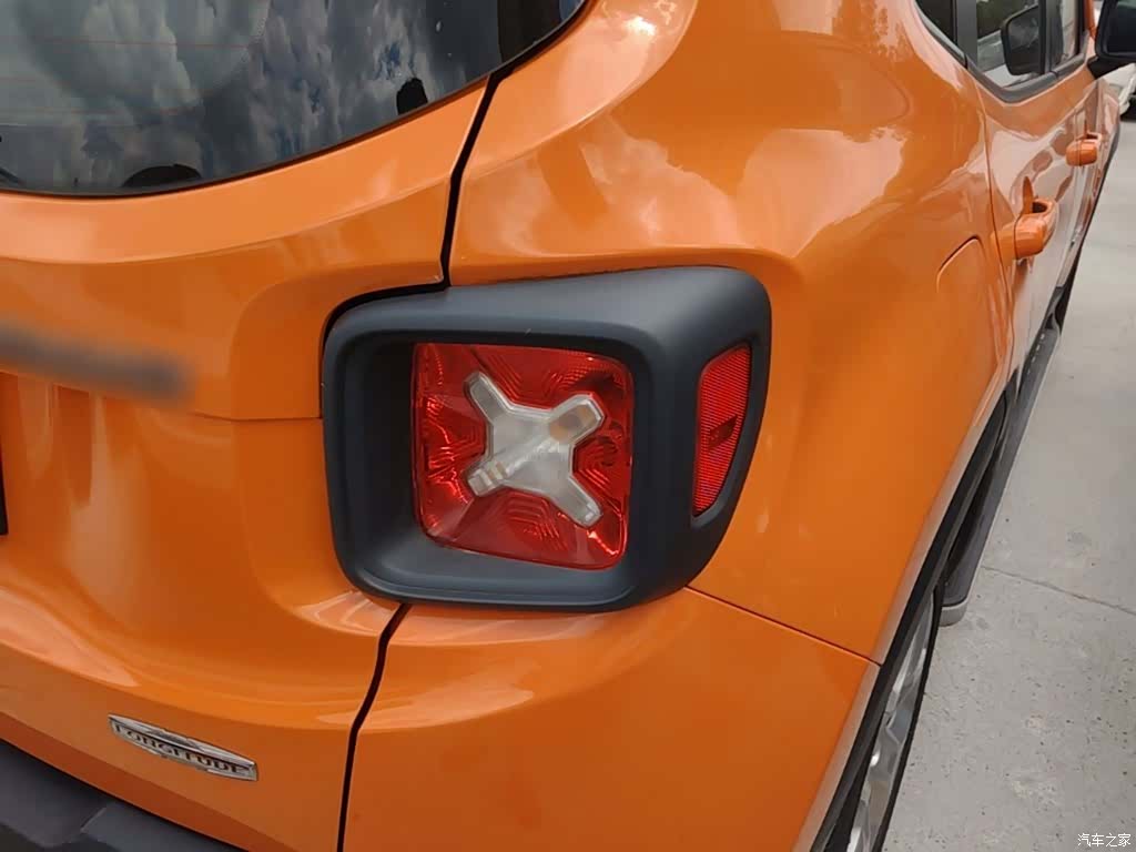 Jeep Renegade, 2016 8