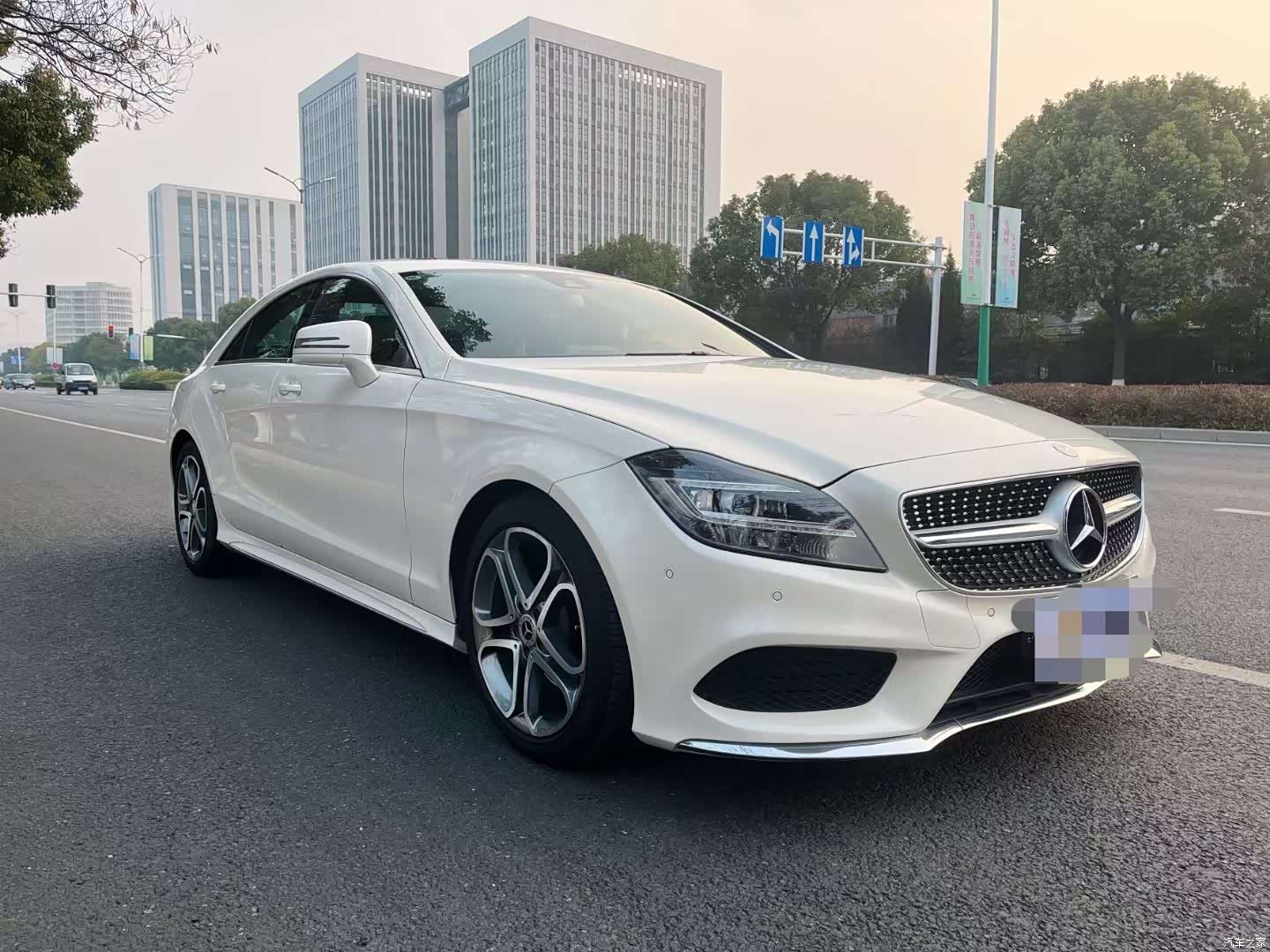 Mercedes-Benz CLS, 2015 3