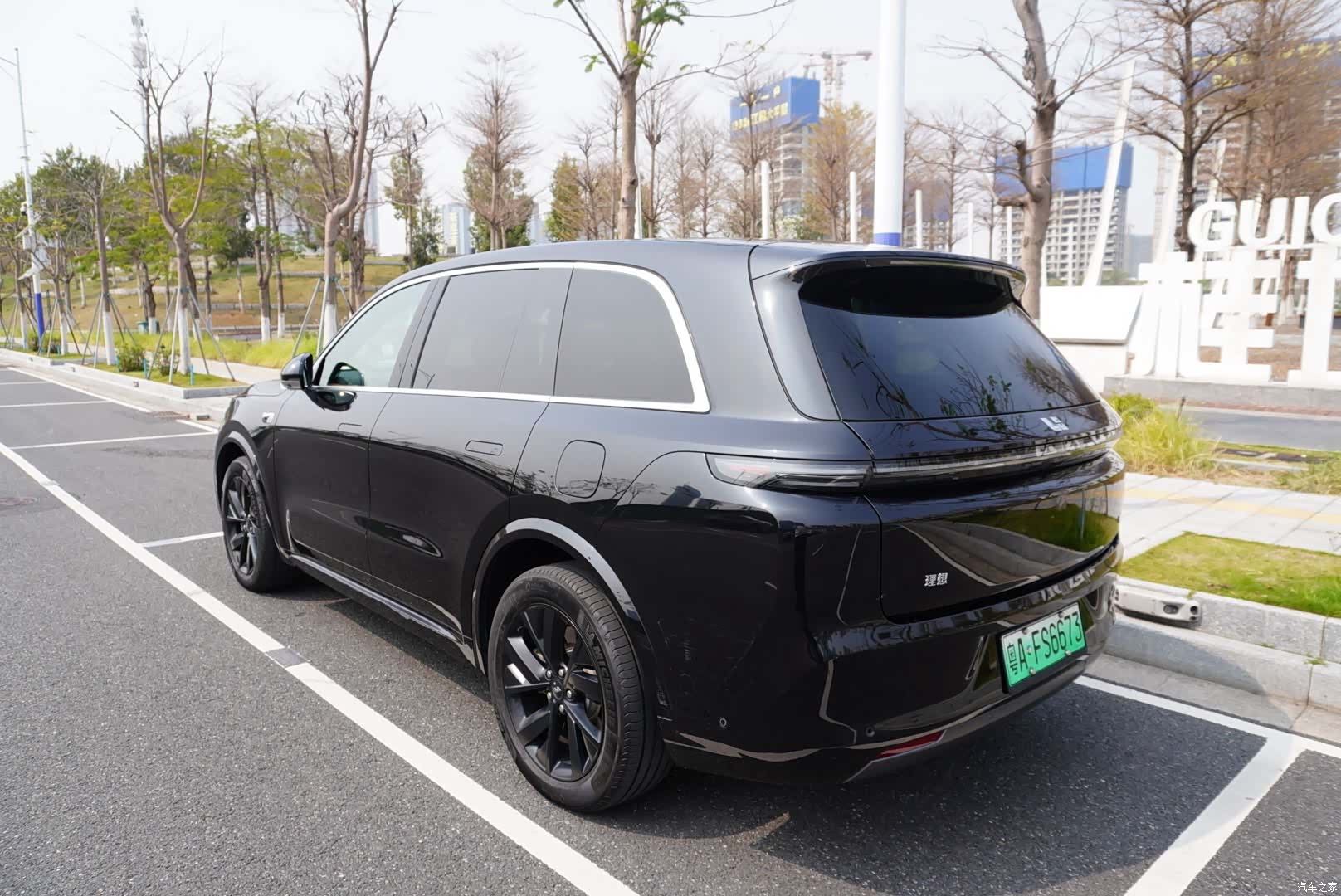 Li Auto L8, 2023 4