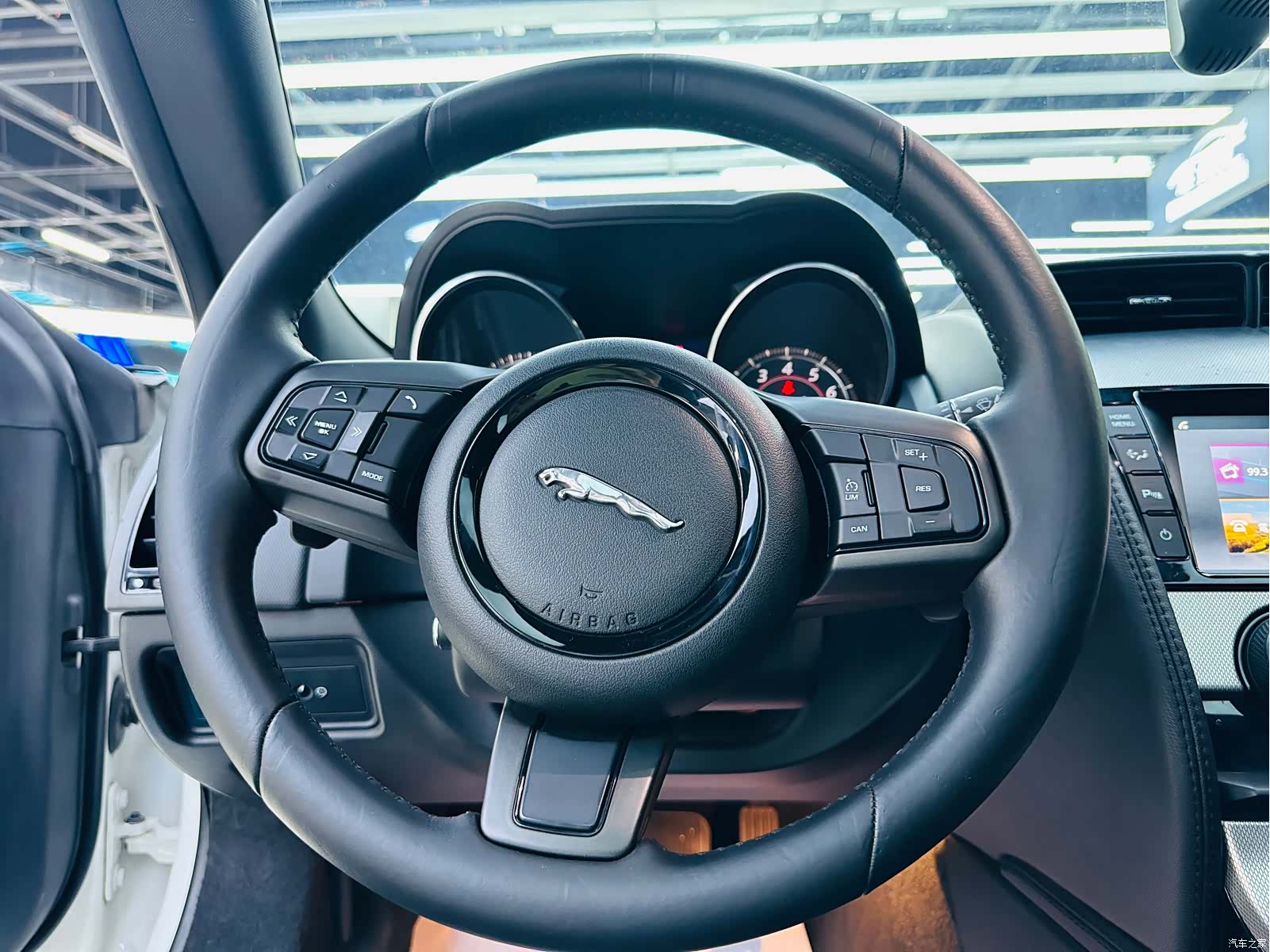 Jaguar F-TYPE, 2017 13