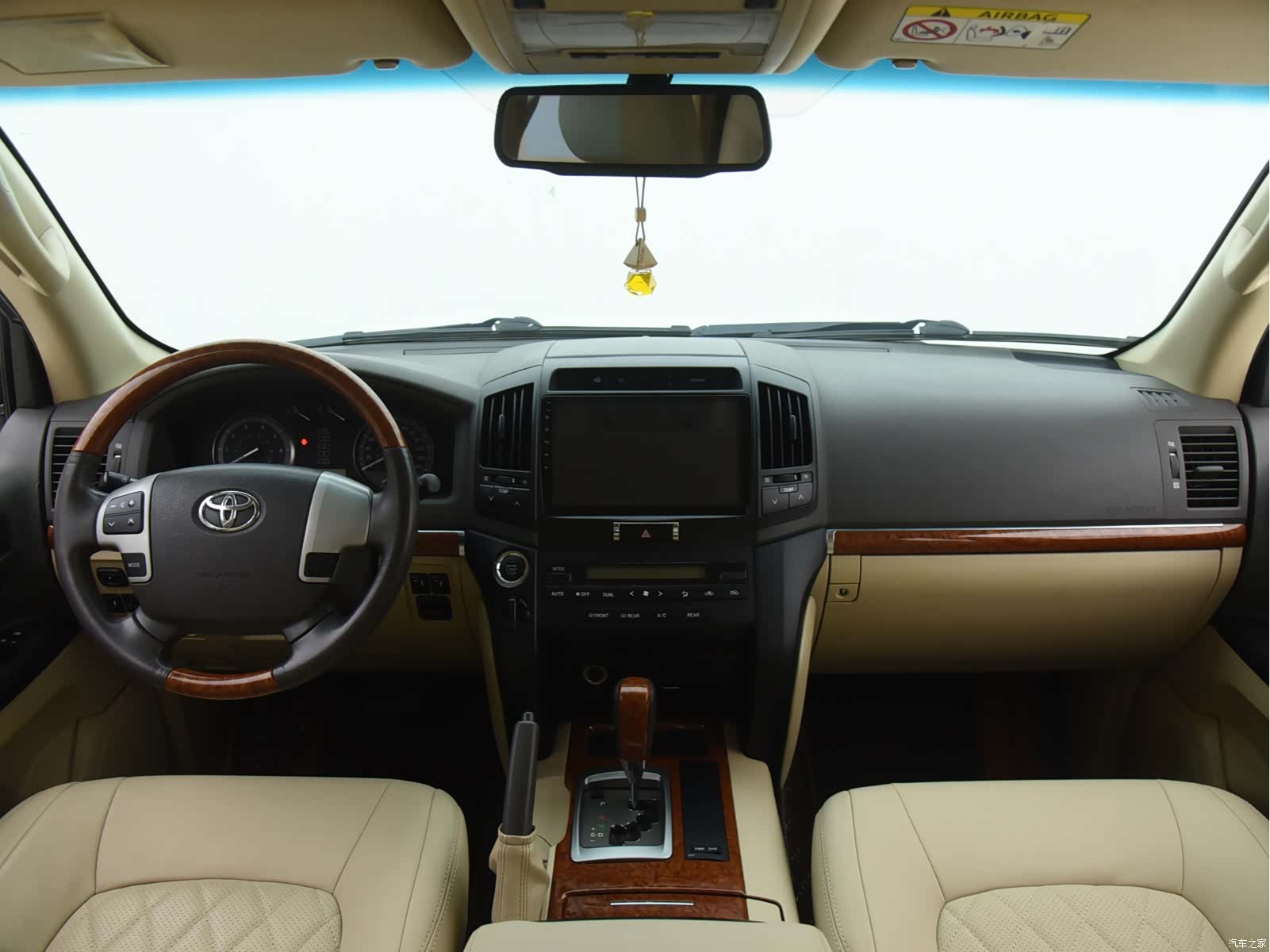 Toyota Land Cruiser, 2015 14