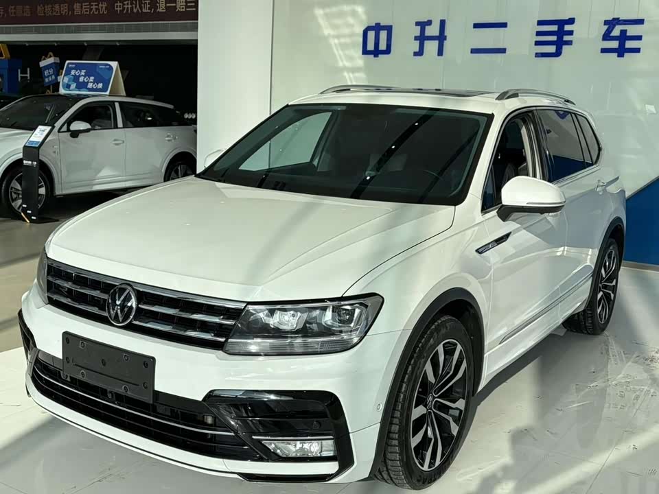 Volkswagen Tiguan L