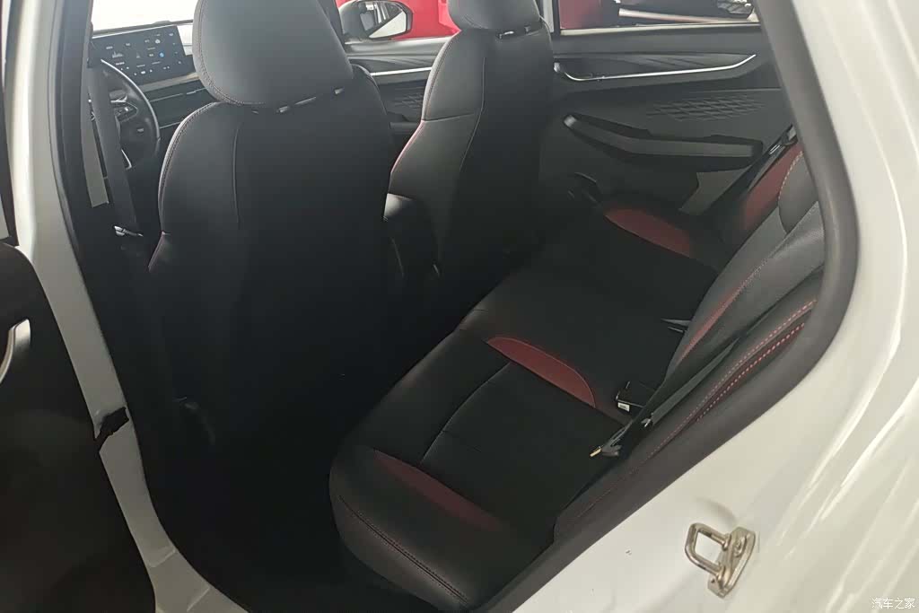 Geely X3, 2021 11