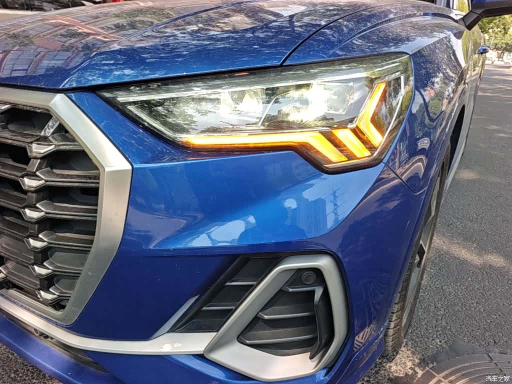 Audi Q3, 2019 24