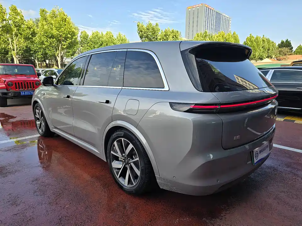 Li Auto Ideal L8