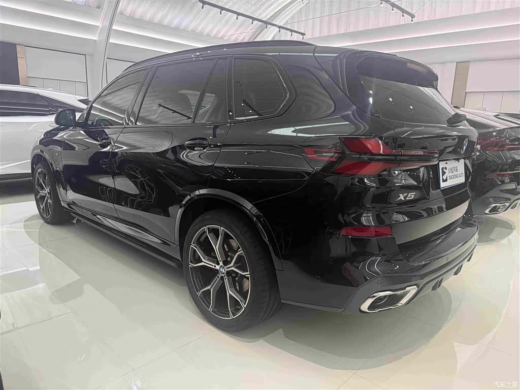 BMW X5, 2025 6