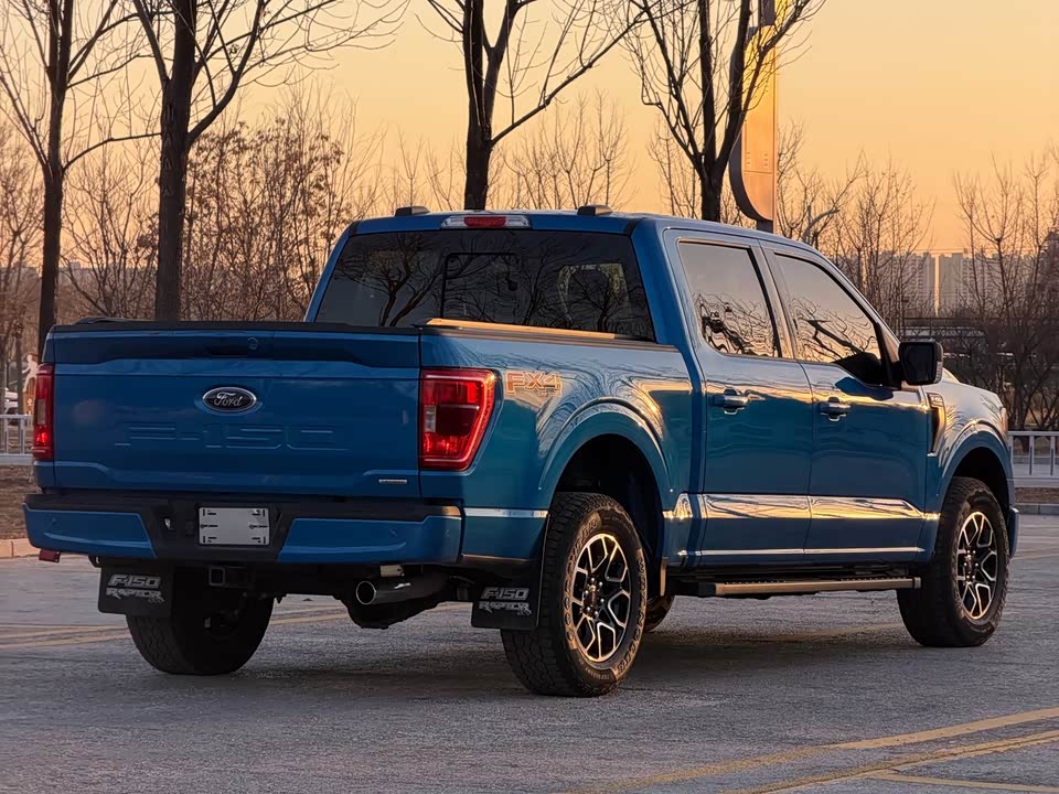 Ford F-150 Raptor