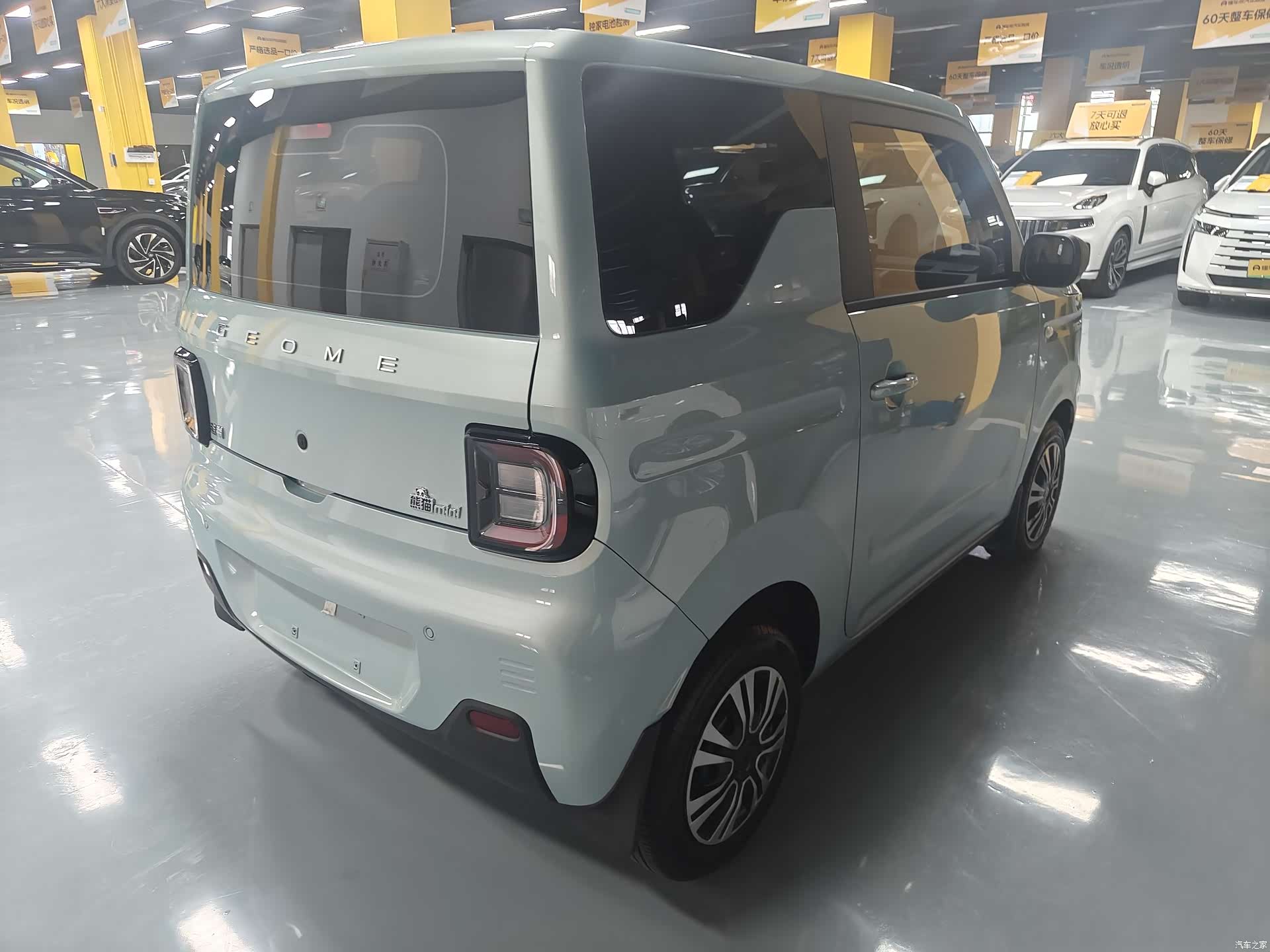 Geely Panda, 2025 10