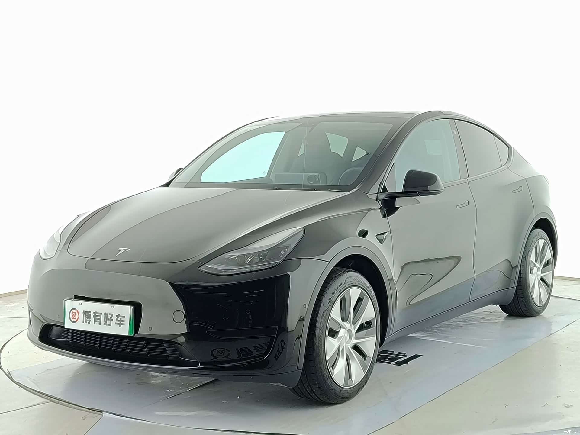 Tesla Model Y, 2023 14