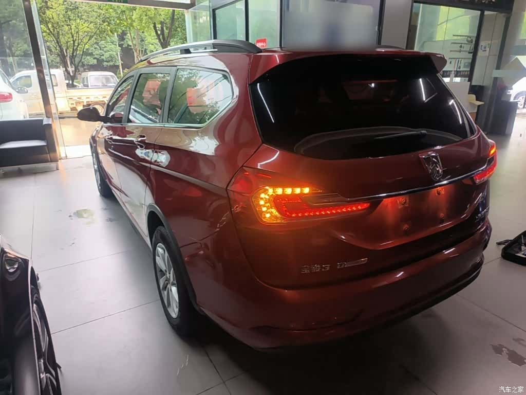 Wuling 310W, 2018 все фото