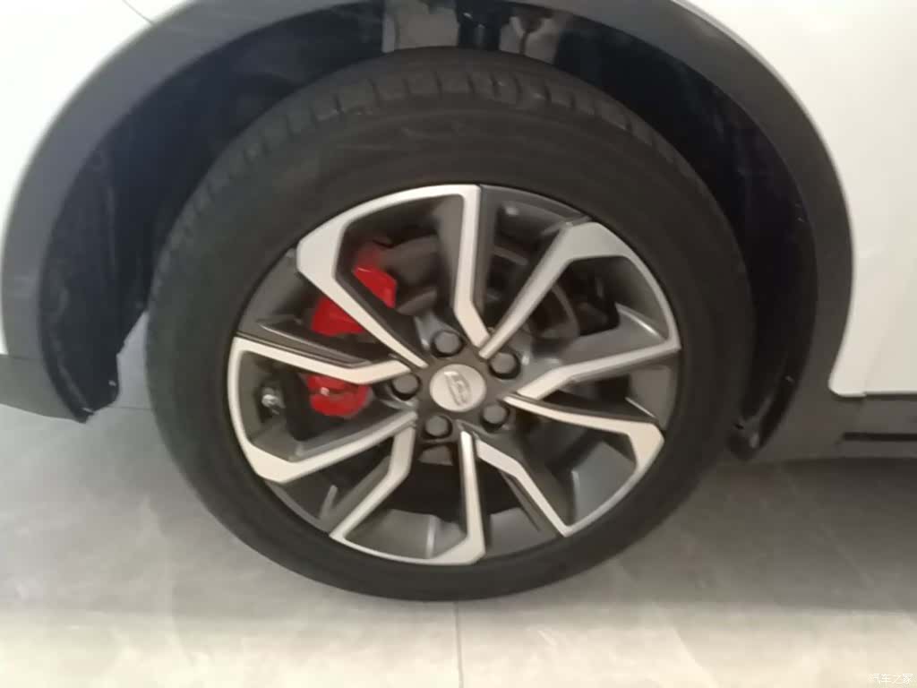 Geely Emgrand, 2019 23