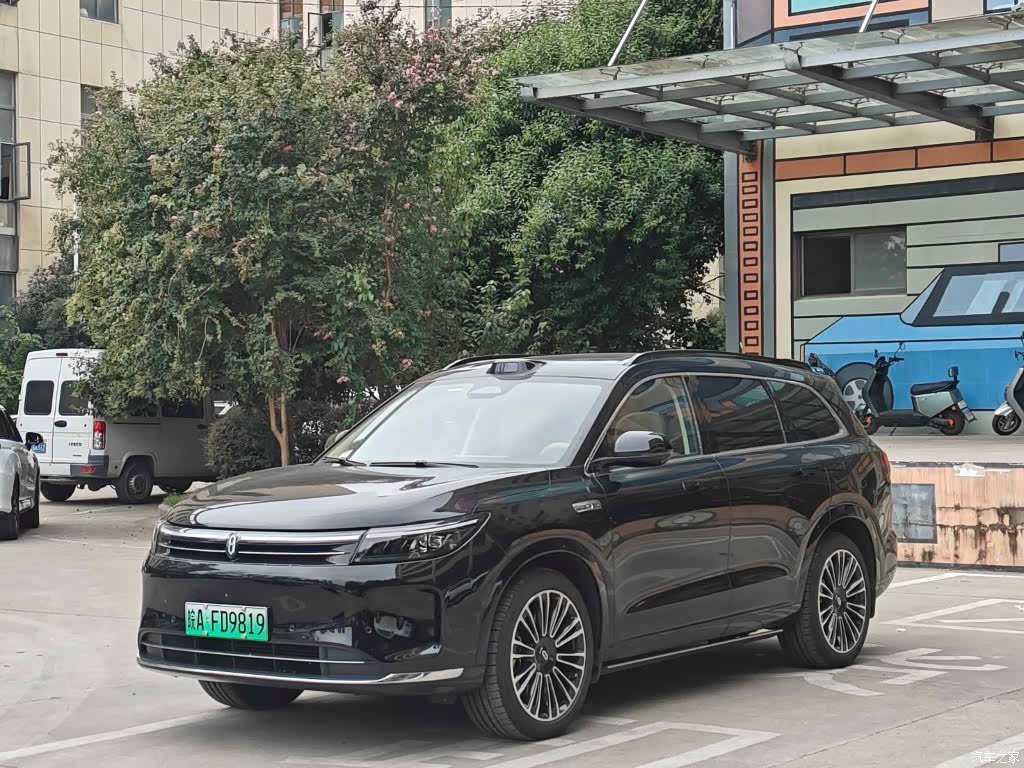 AITO M7, 2024 1