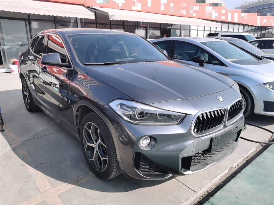 BMW X2