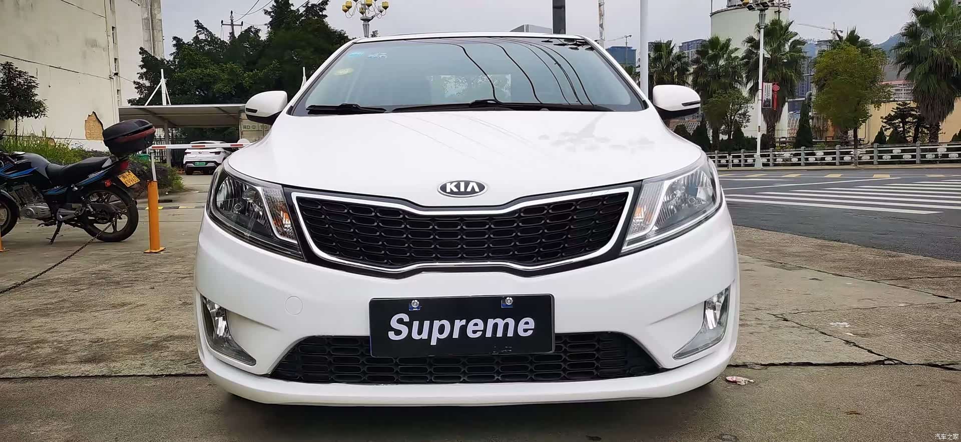Kia K2, 2015 1