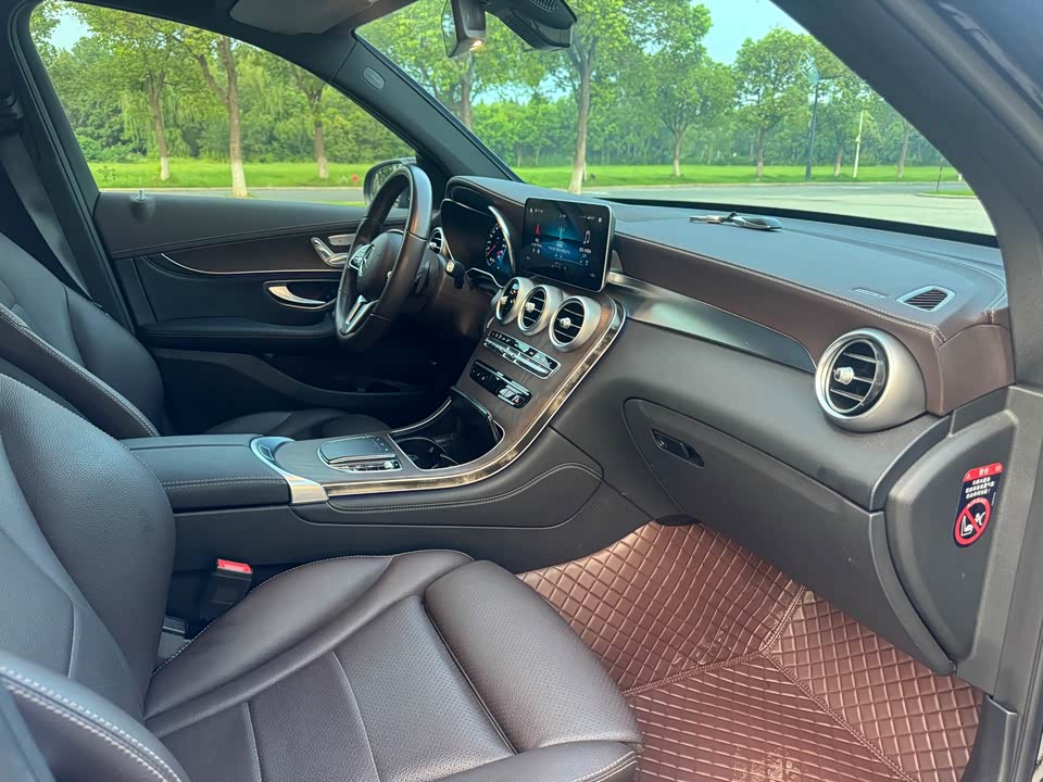 Mercedes-Benz GLC Mercedes-Benz GLC