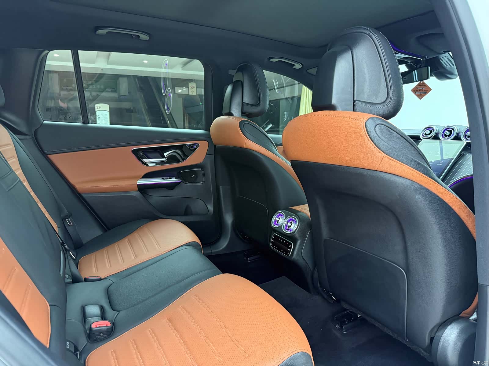 Mercedes-Benz GLC, 2023 18