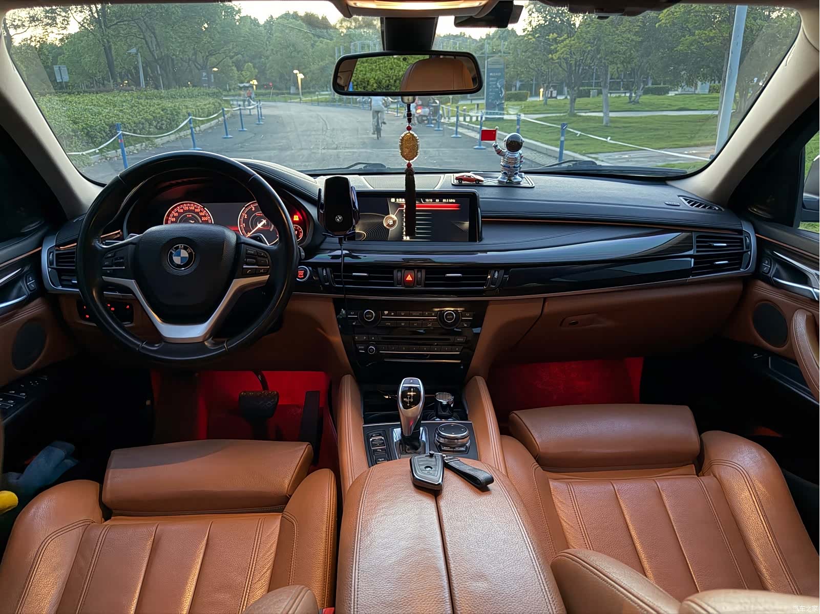 BMW X6, 2016 12