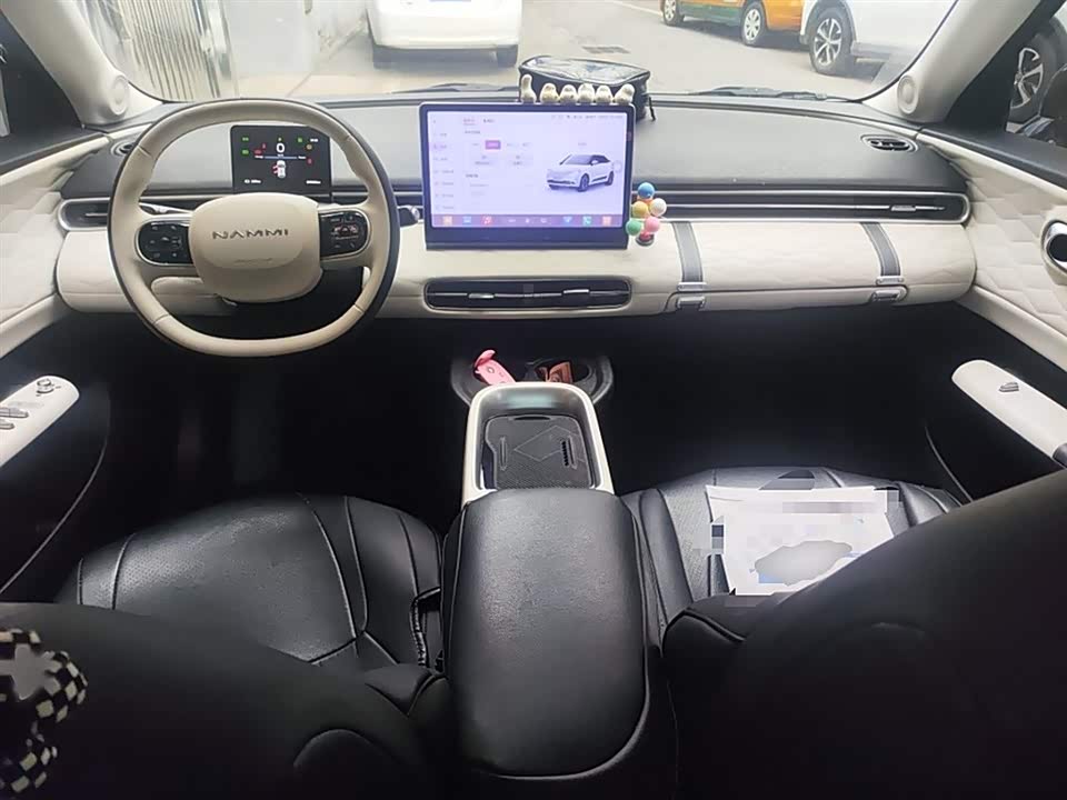 Dongfeng Nammi Nano 01