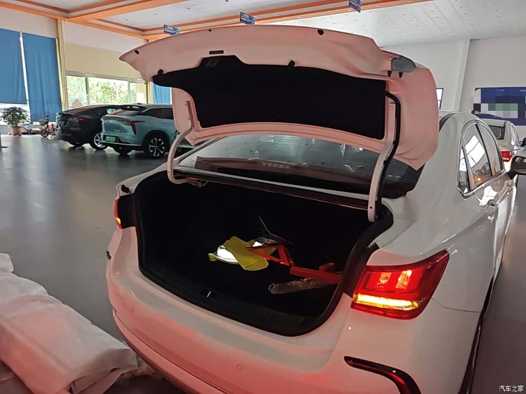 BAIC EU5, 2026 19