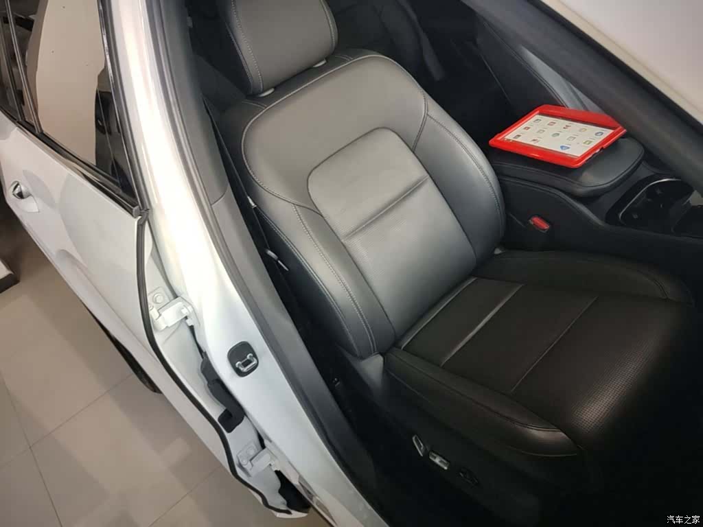 Li Auto ONE, 2022 25