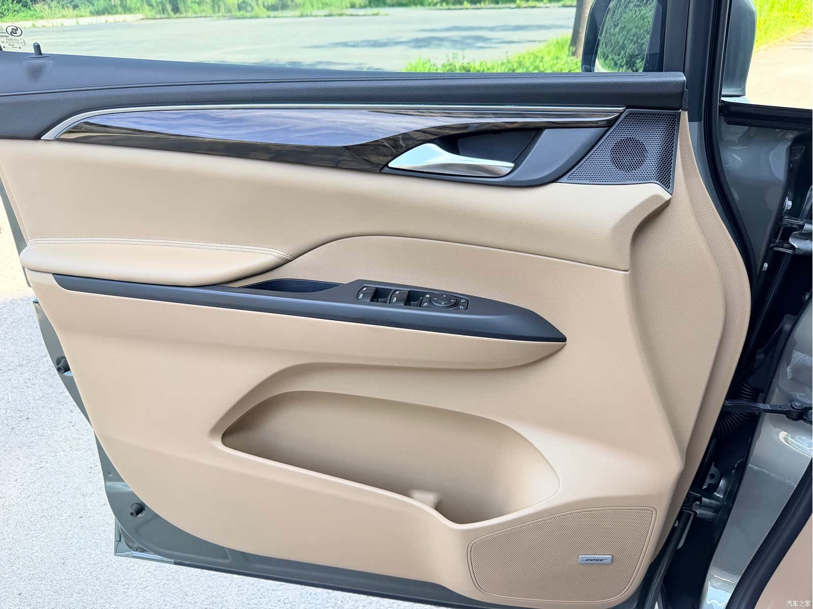 Buick GL8, 2019 18