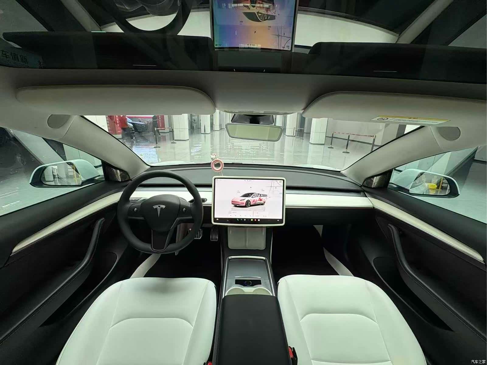 Tesla Model 3, 2022 12
