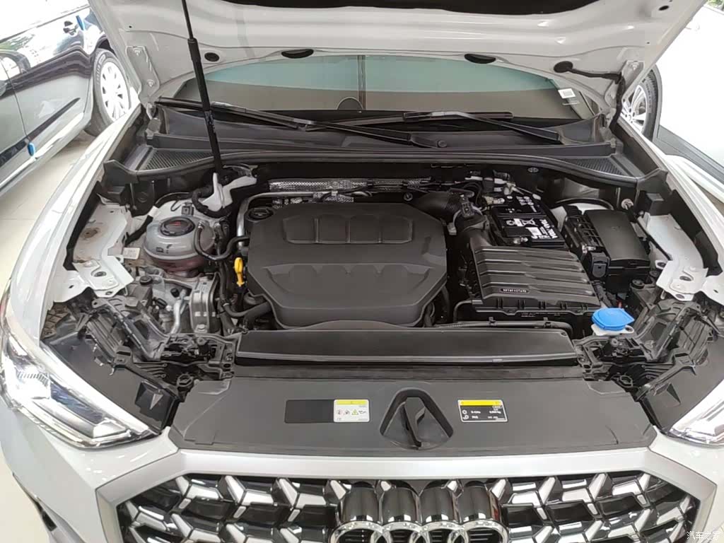 Audi Q3, 2025 20