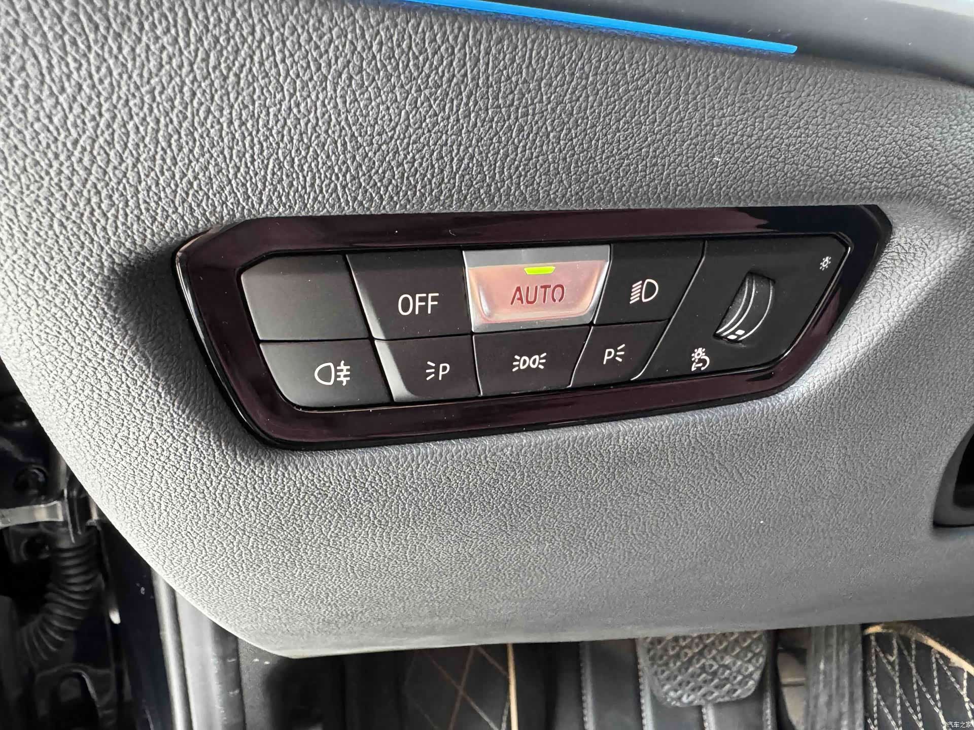BMW 3 Series, 2024 12