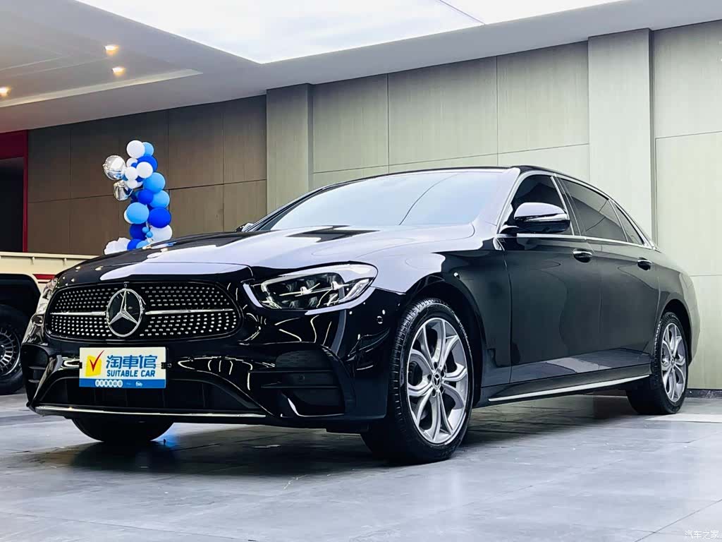 Mercedes-Benz E-Class, 2022 1