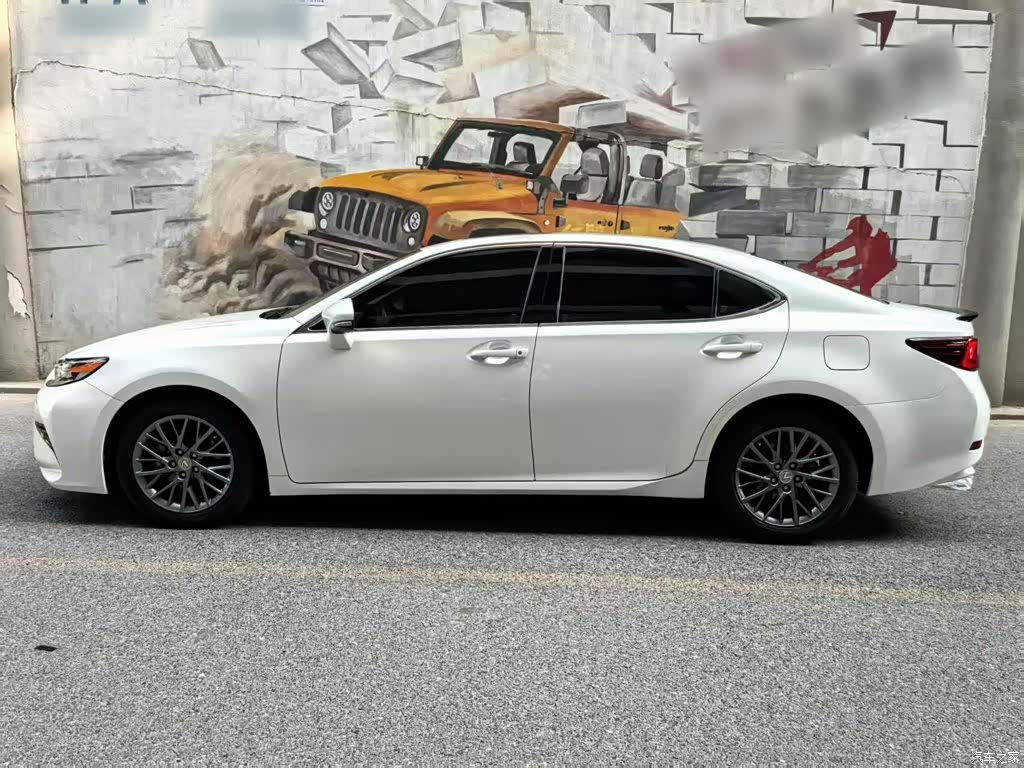 Lexus ES, 2018 11