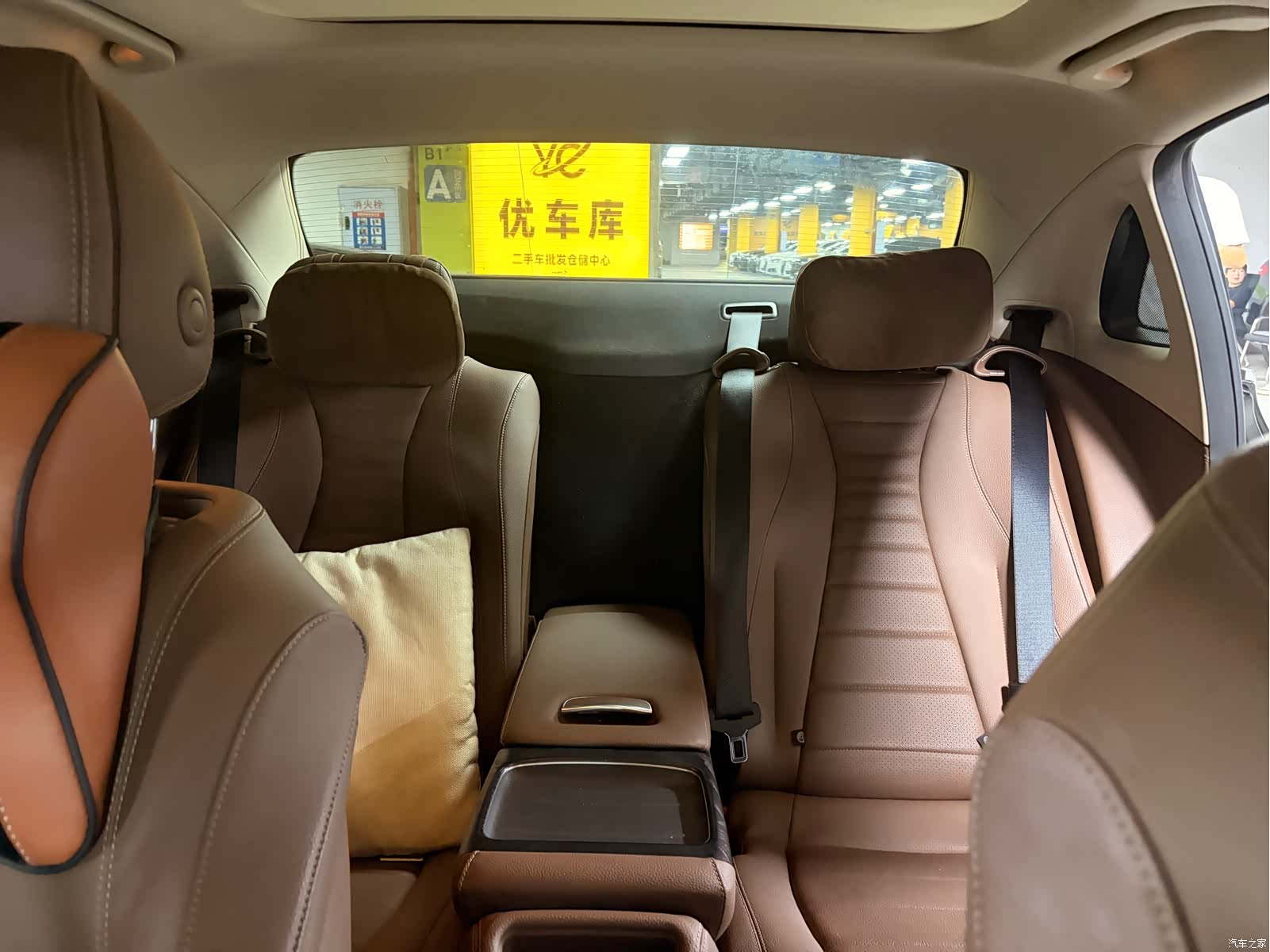 Mercedes-Benz E-Class, 2020 6