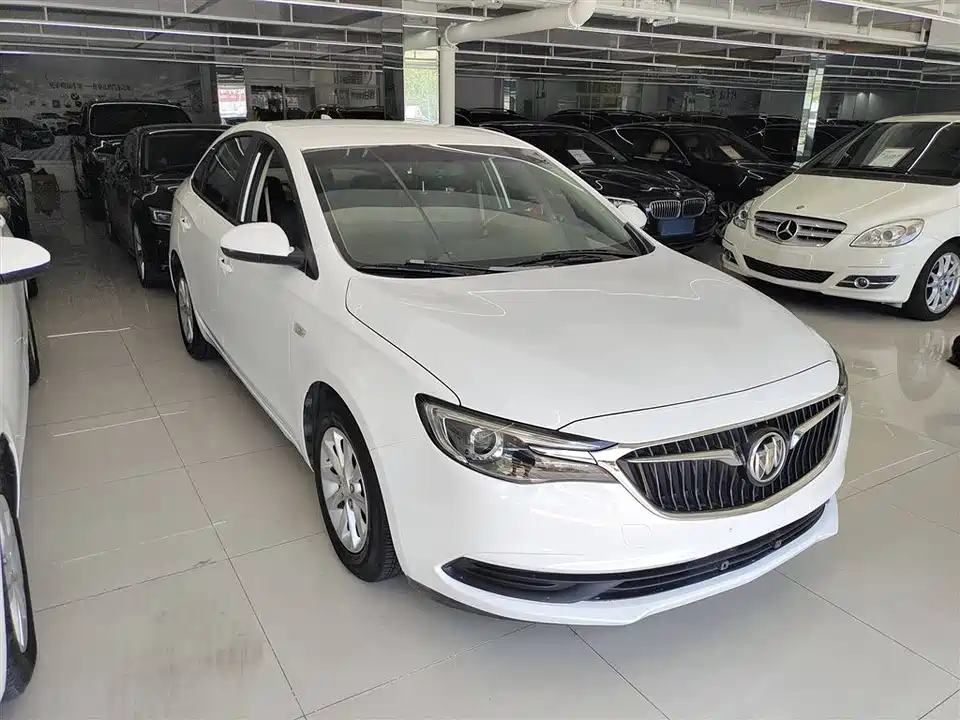 Buick Yinglang
