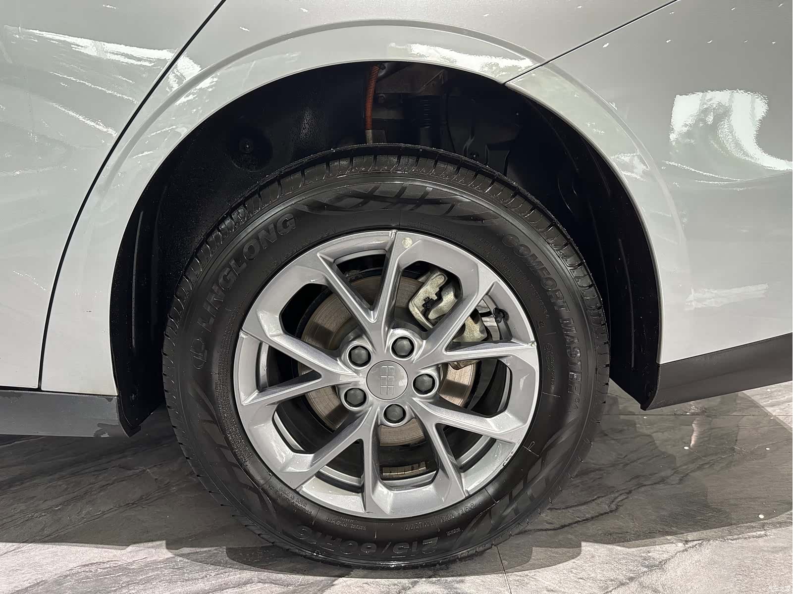 Geely Galaxy L6, 2025 26