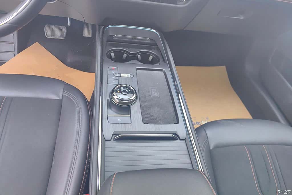 Ford Mondeo, 2022 16