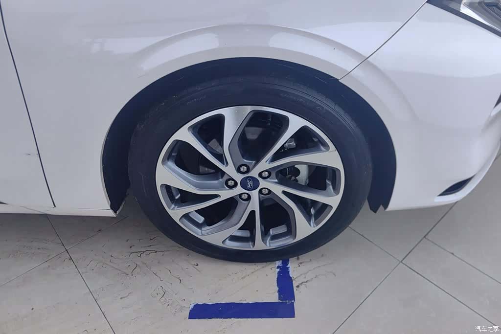 Ford Mondeo, 2022 6