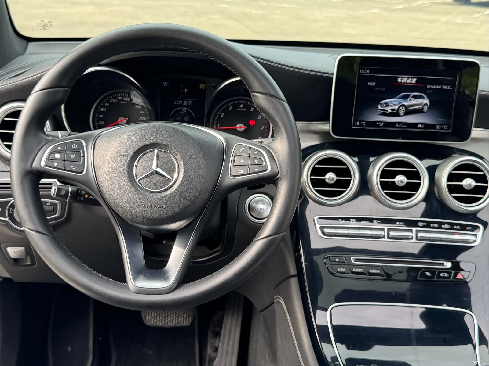 Mercedes-Benz GLC, 2017 11