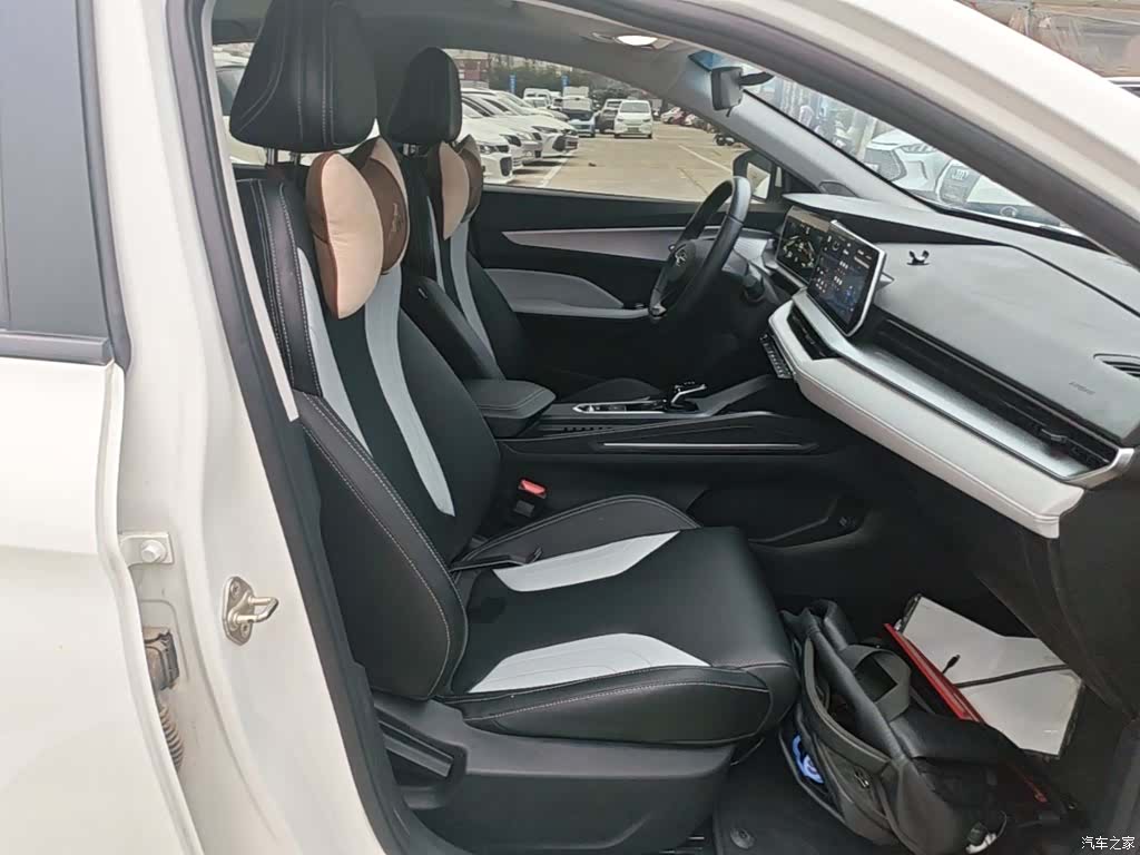 Geely Binray, 2023 25