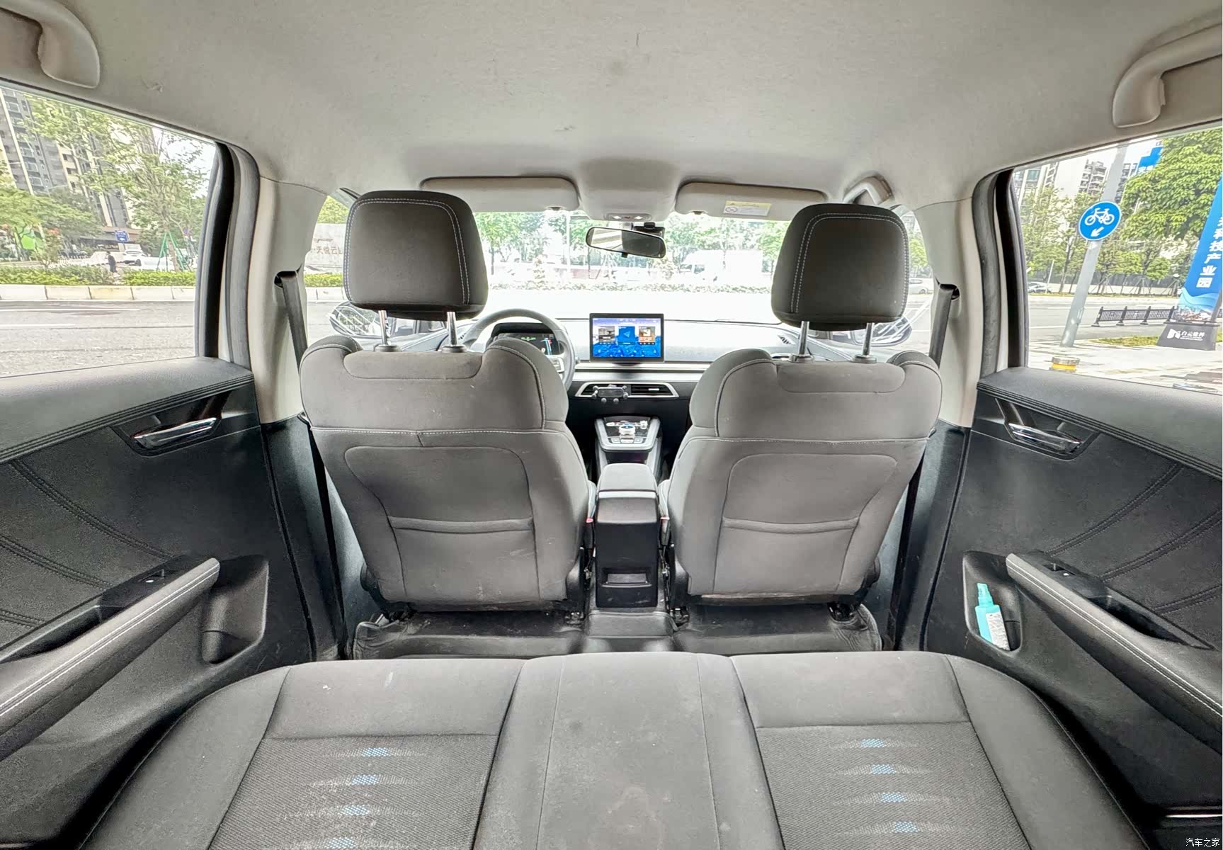 BYD E2, 2022 28