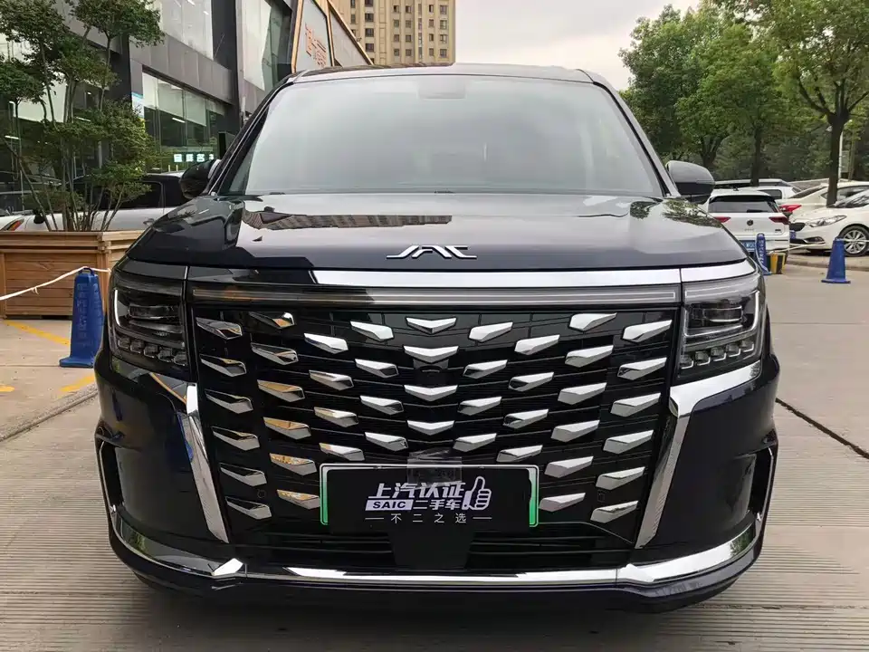 JAC Refine Ruifeng RF8 PHEV