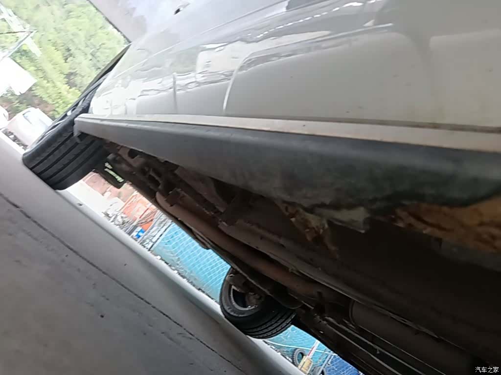 Zotye SR7, 2016 21