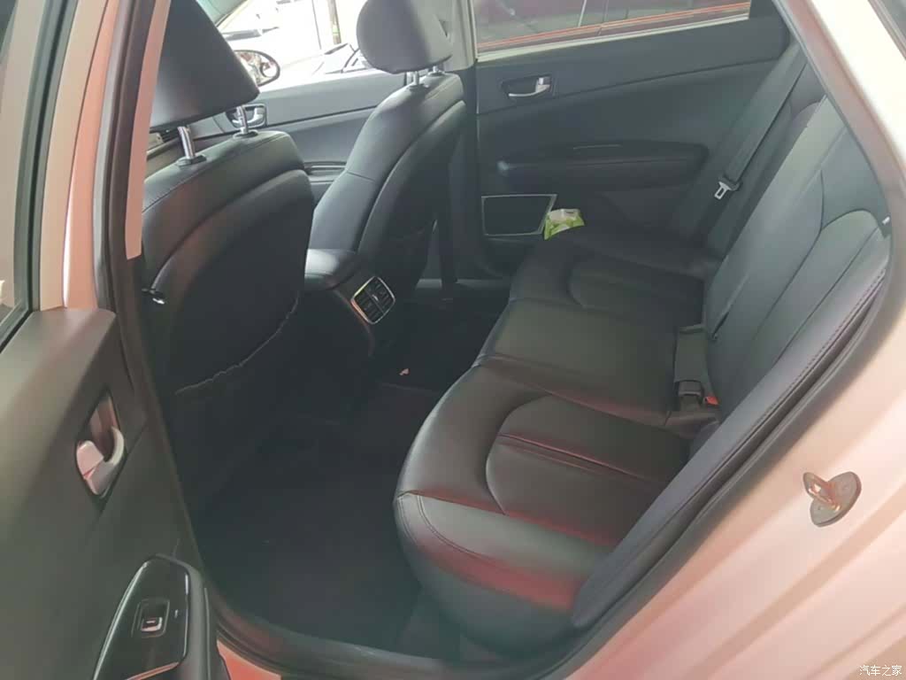 Kia K5, 2015 17