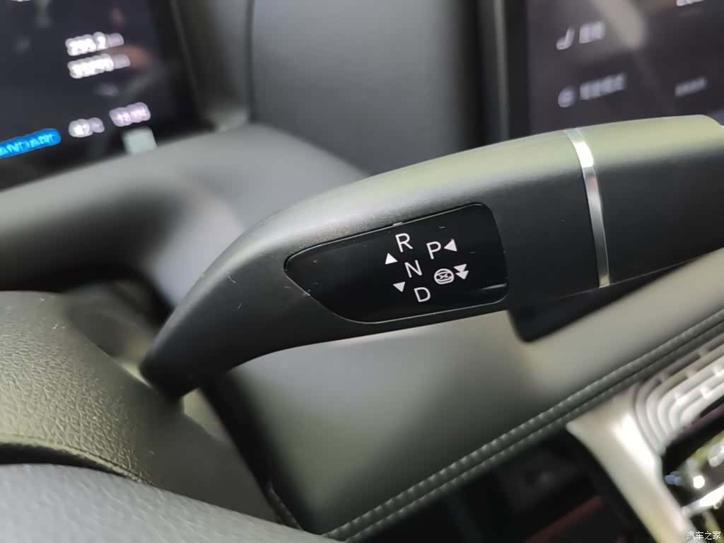 Xpeng G9, 2023 10