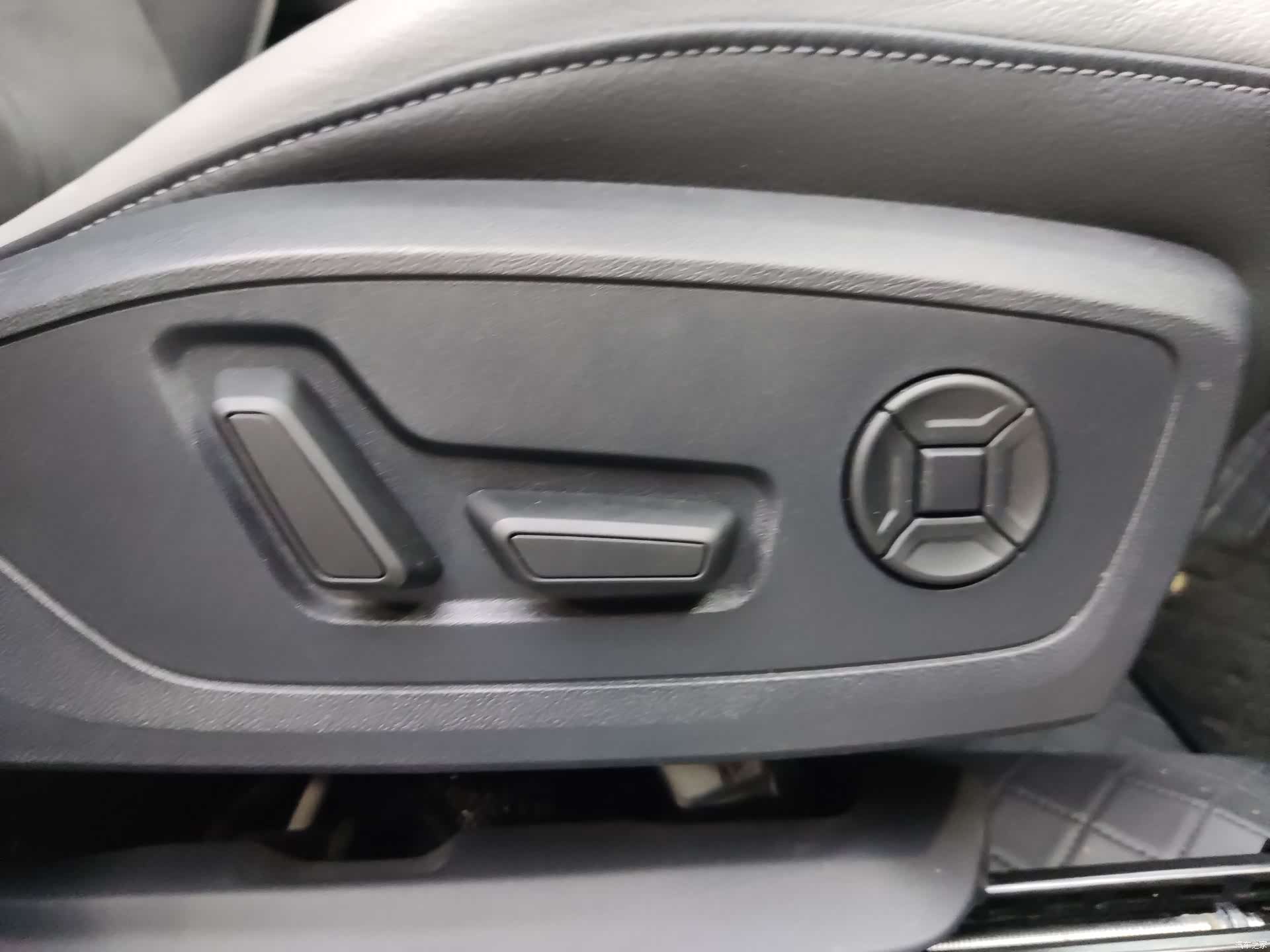 Audi Q3, 2023 14