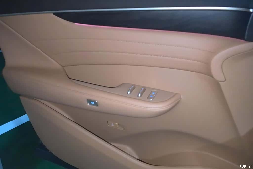 DongFeng L8, 2025 7