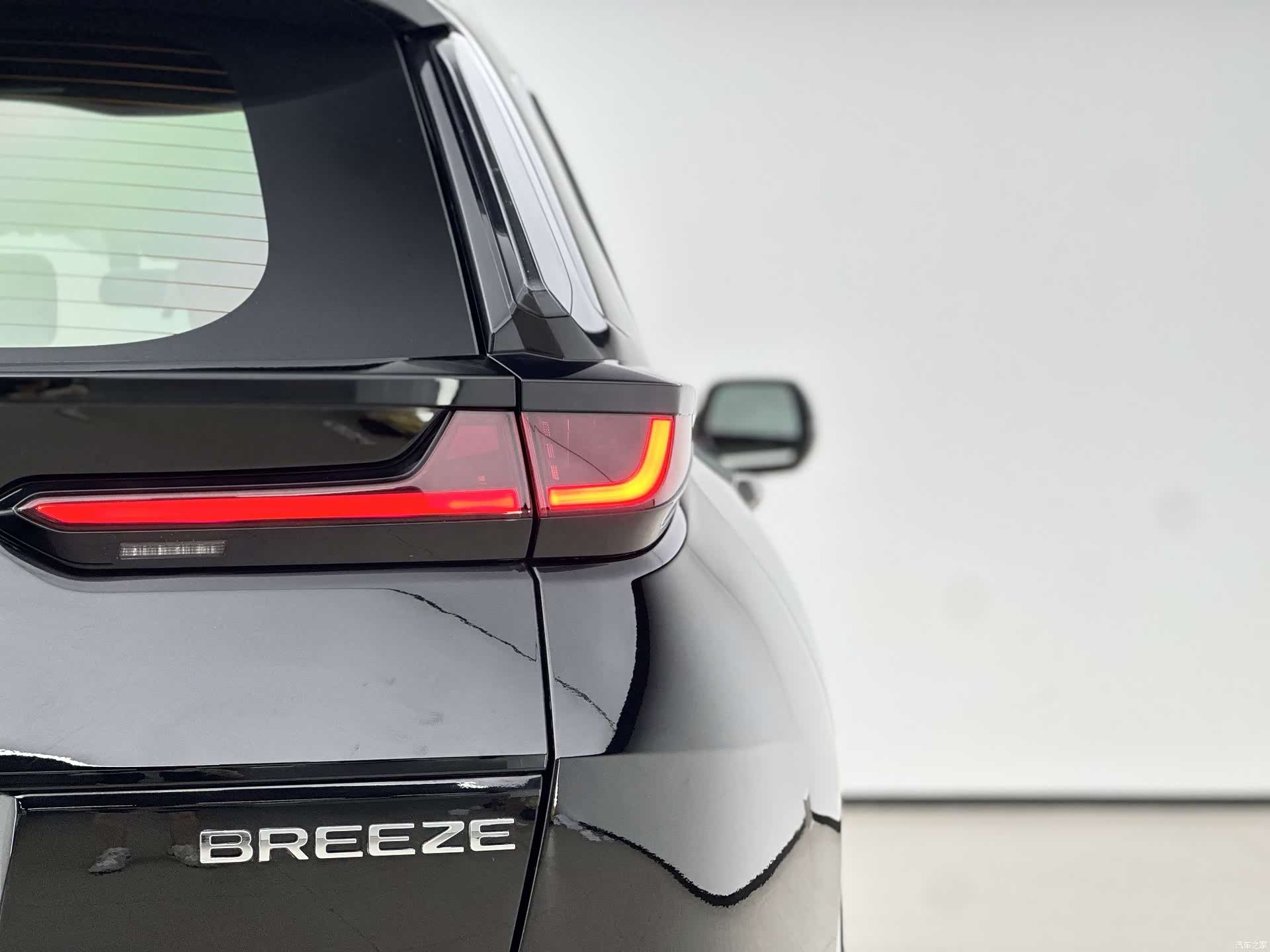 Honda Breeze, 2022 12