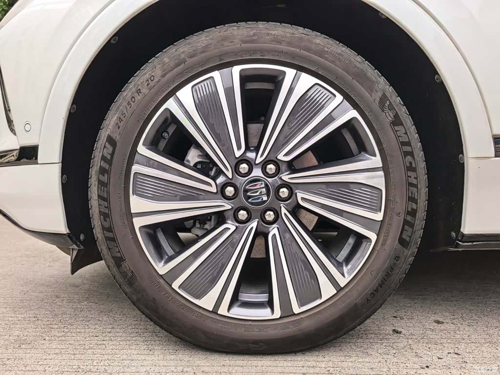 Buick E5, 2024 22