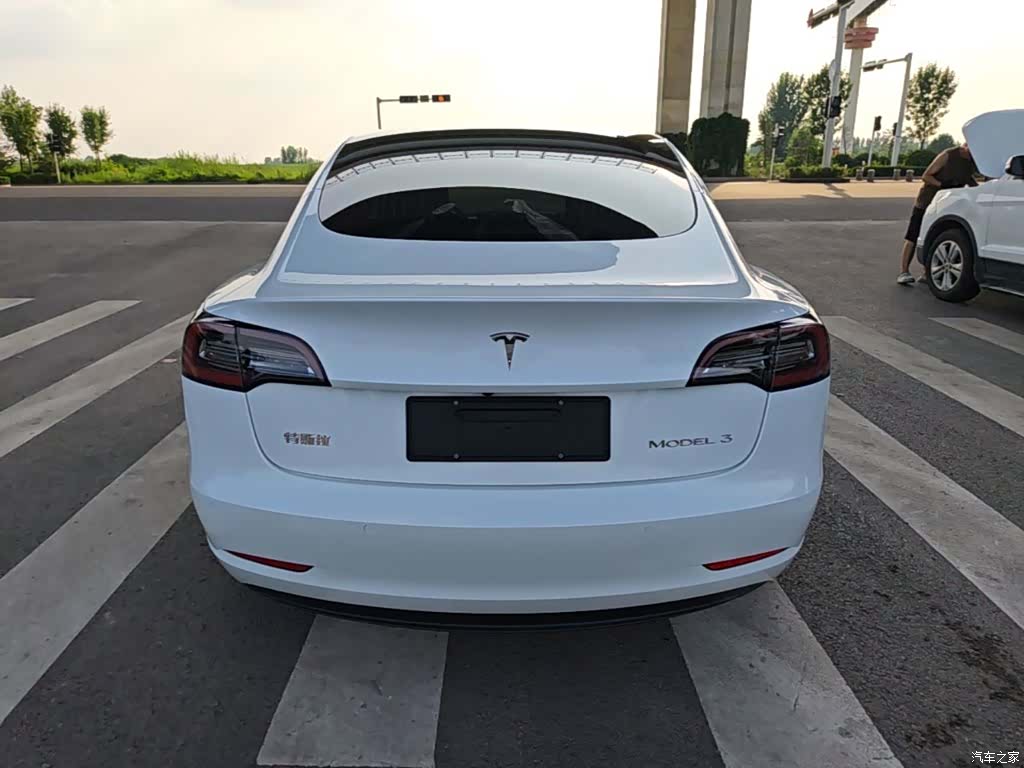 Tesla Model 3, 2020 6