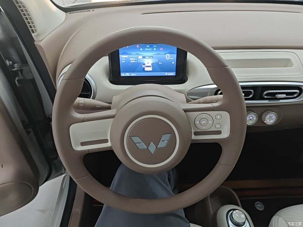 Wuling MINIEV, 2025 11